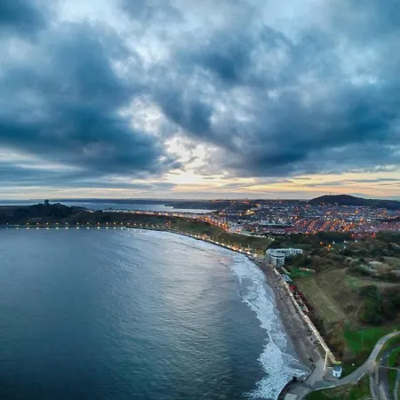 Smugglers Rock 度假居 雷文斯卡